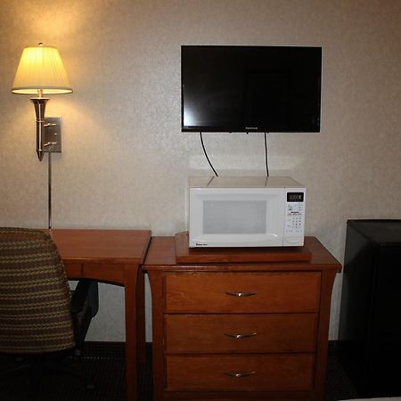 Port Of Tacoma Inn 파이프 외부 사진