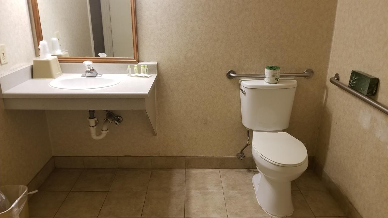 Port Of Tacoma Inn 파이프 외부 사진